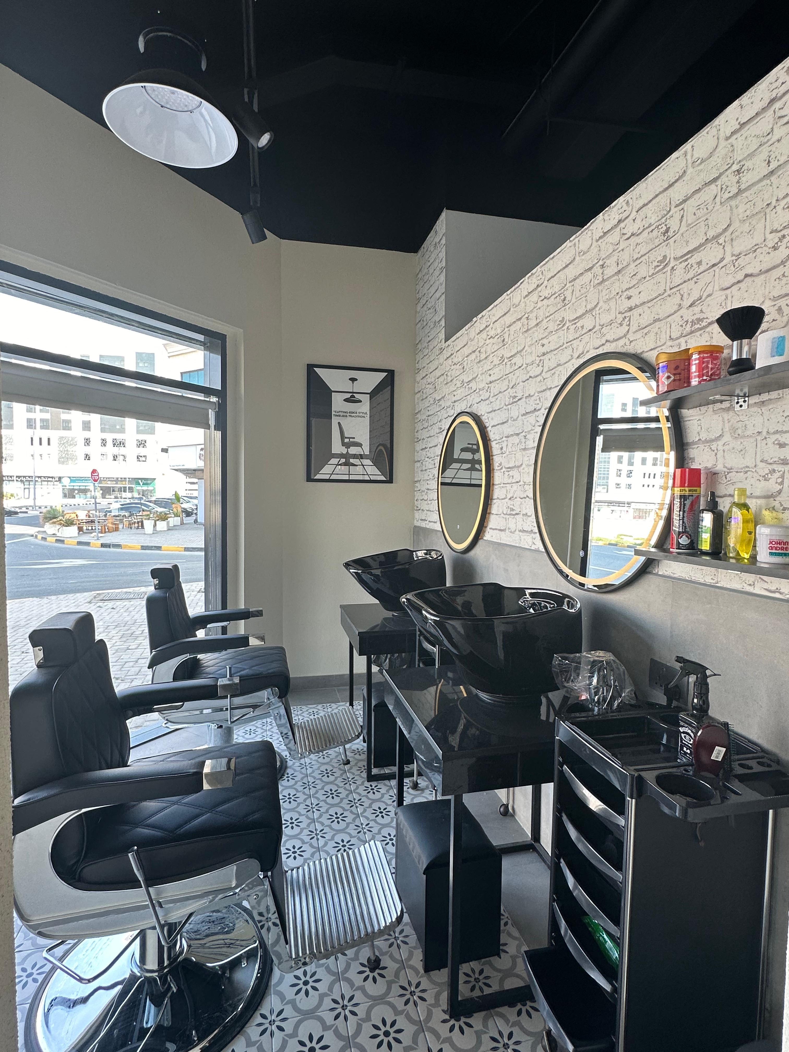 Hair wash basins with round illuminated mirrors